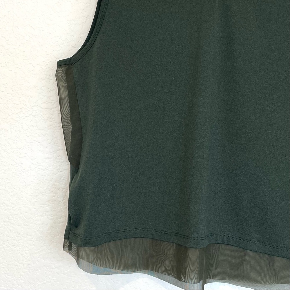 ZYIA V-Neck Tank Top with Mesh insets - Deep Olive Green LARGE - Picture 4 of 9
